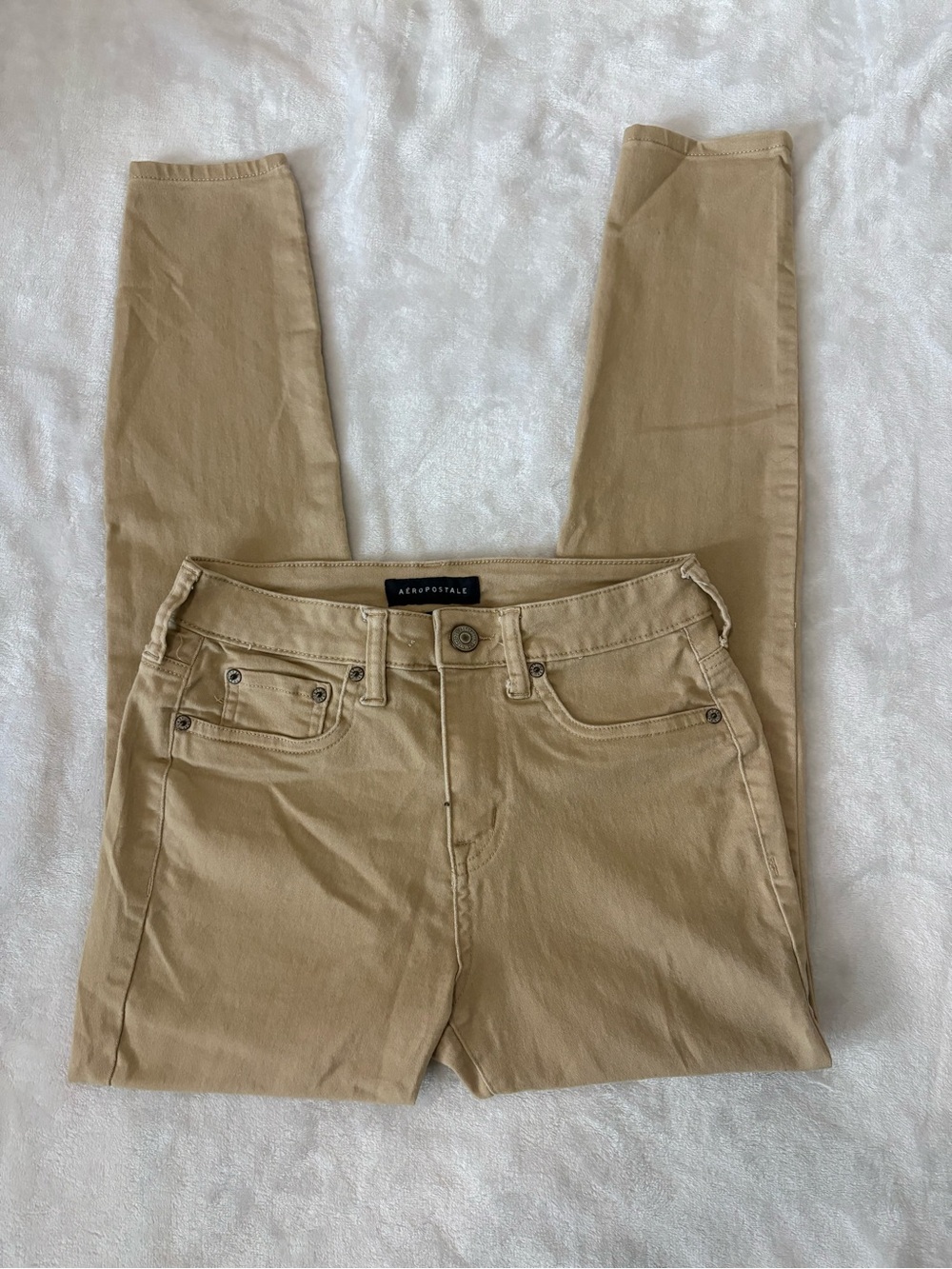 Aeropostale size 4 regular Women's Khaki Skinny Jeans